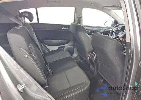 2018 Kia Sportage Lx z USA, uszkodzony, nr VIN KNDPM3AC3J7423256